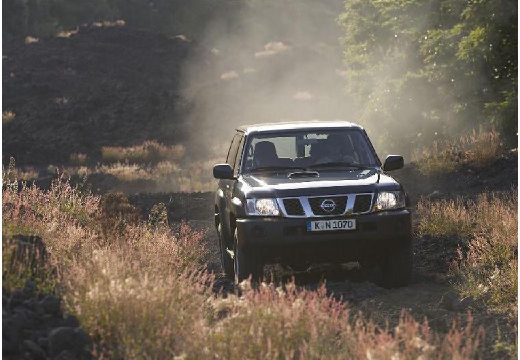 NISSAN Patrol 3.0 DiT Elegance aut 7os Kombi II 160KM (diesel)