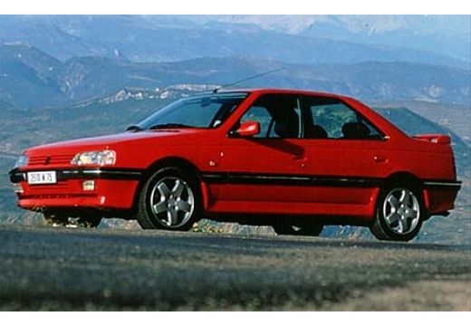 PEUGEOT 405 sedan czerwony jasny przedni lewy