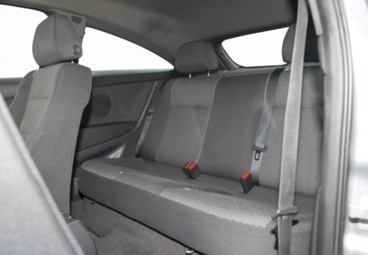 OPEL Astra hatchback szary ciemny wnętrze
