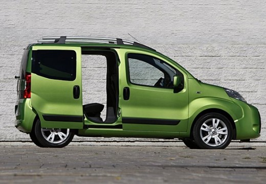 FIAT Fiorino kombi zielony boczny prawy