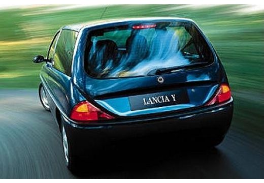 LANCIA Y I hatchback niebieski jasny tylny