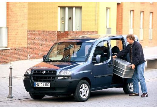 FIAT Doblo I kombi niebieski jasny przedni lewy