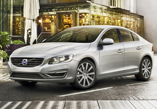 VOLVO S60 sedan silver grey przedni lewy