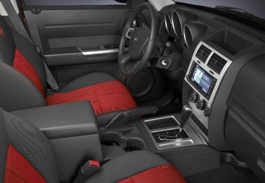 DODGE Nitro I kombi tablica rozdzielcza