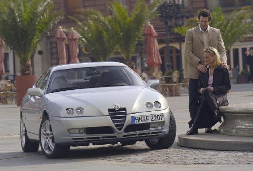 ALFA ROMEO GTV coupe silver grey przedni prawy