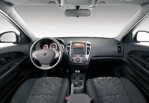 KIA Ceed 1.6 Comfort + aut Kombi Sporty Wagon I 126KM (benzyna)