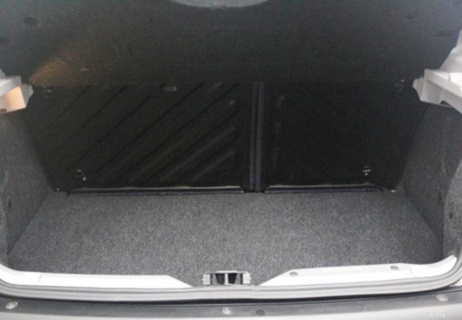 PEUGEOT 206 I hatchback przestrzeń załadunkowa