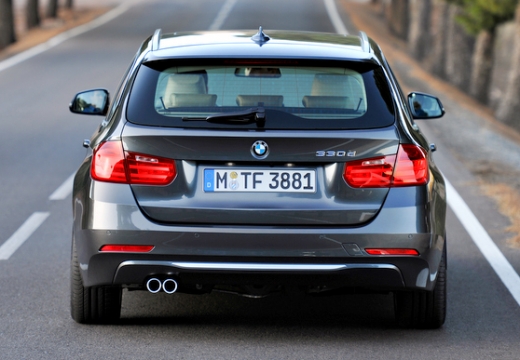 BMW Seria 3 Touring F31 I kombi silver grey przedni