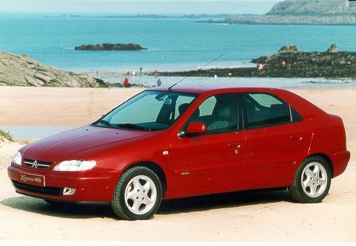 CITROEN Xsara I hatchback czerwony jasny przedni lewy