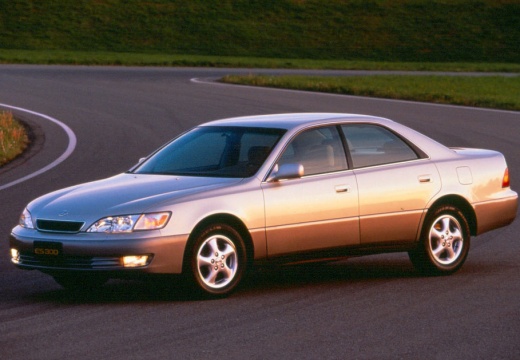 LEXUS ES 300 Sedan I 3.0 200KM (benzyna)