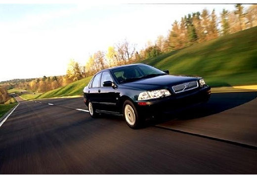 VOLVO S40 III sedan zielony przedni prawy