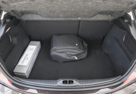 PEUGEOT 208 I hatchback przestrzeń załadunkowa