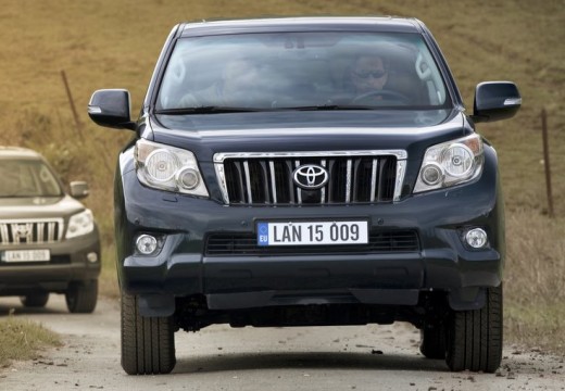 Toyota LC 3.0 D-4D Luna aut Kombi 150 I 173KM (diesel)