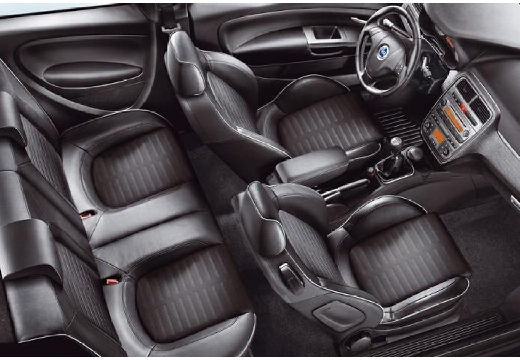 FIAT Punto Grande hatchback wnętrze