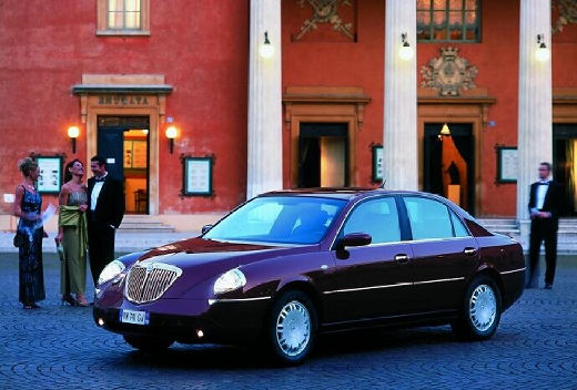 LANCIA Thesis I sedan bordeaux (czerwony ciemny) przedni lewy