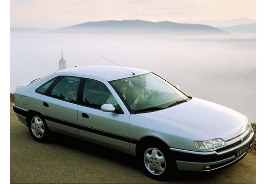 RENAULT Safrane 2.2 RN Hatchback I 107KM (benzyna)