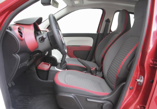 RENAULT Twingo hatchback czerwony jasny wnętrze