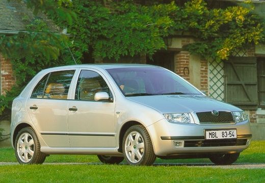 SKODA Fabia II hatchback silver grey przedni prawy