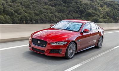JAGUAR XE