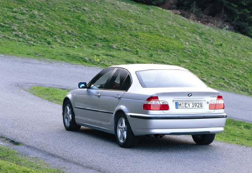 BMW Seria 3 E46/4 sedan silver grey tylny lewy