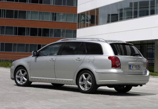 Toyota Avensis IV kombi silver grey tylny lewy