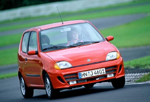 FIAT Seicento hatchback pomarańczowy przedni prawy