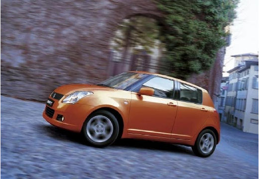 SUZUKI Swift hatchback pomarańczowy przedni lewy
