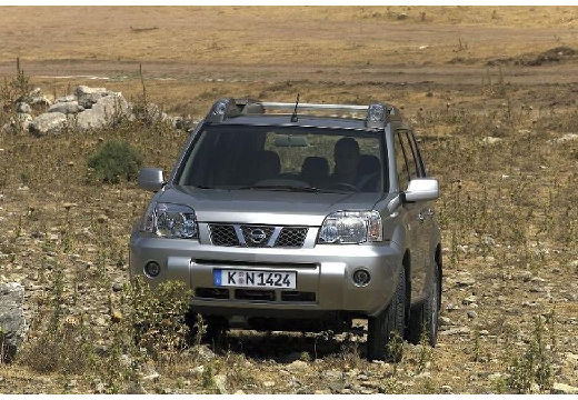 NISSAN X-Trail I kombi silver grey przedni lewy