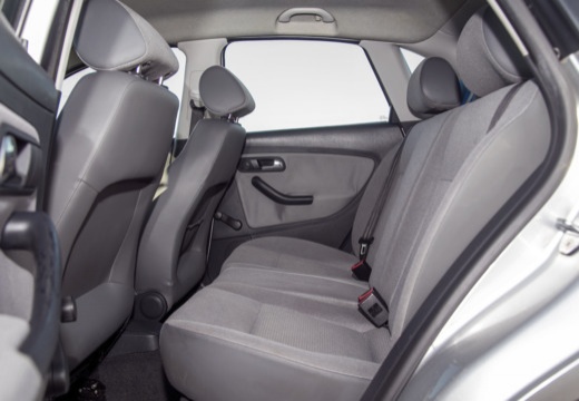 SEAT Ibiza IV hatchback wnętrze