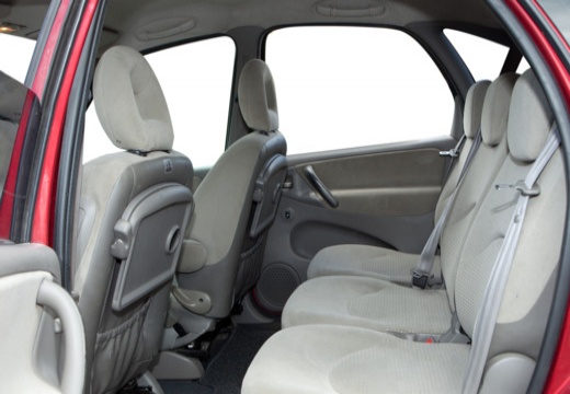 CITROEN Xsara Picasso II kombi wnętrze