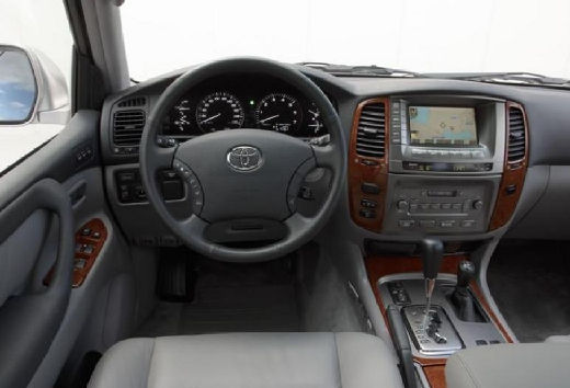 Toyota Land Cruiser 100 II kombi tablica rozdzielcza