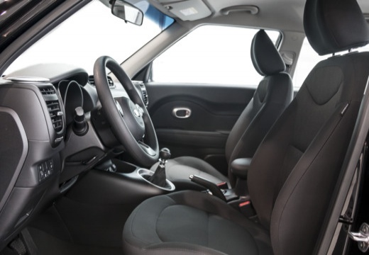 KIA Soul III hatchback wnętrze