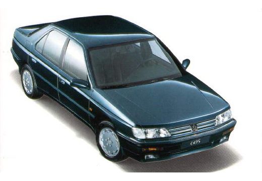 PEUGEOT 605 I sedan przedni prawy