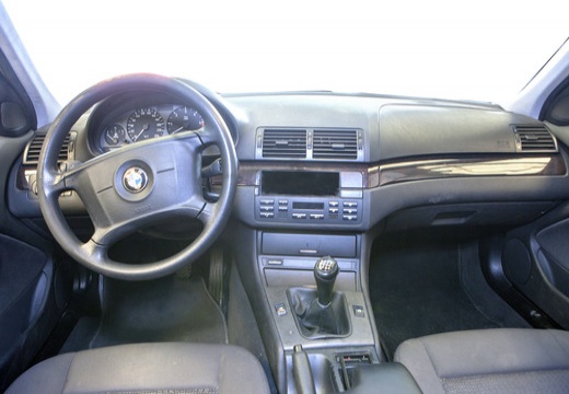 BMW Seria 3 E46/4 sedan tablica rozdzielcza