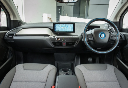 BMW i3 hatchback tablica rozdzielcza