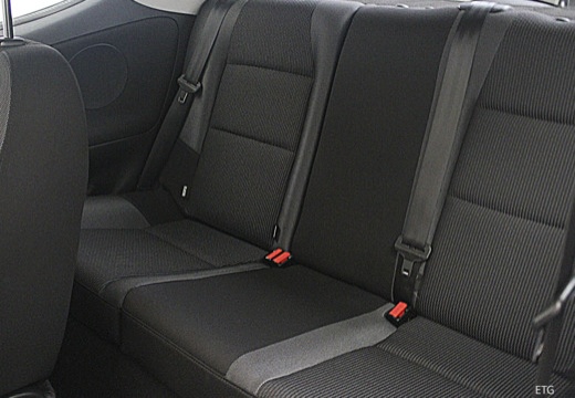 PEUGEOT 207 II hatchback wnętrze