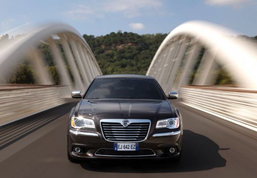 LANCIA Thema 3.0CRD Executive Sedan III 239KM (diesel)