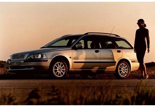 VOLVO V40 kombi silver grey przedni lewy