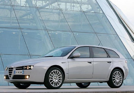 ALFA ROMEO 159 Sportwagon kombi silver grey przedni lewy