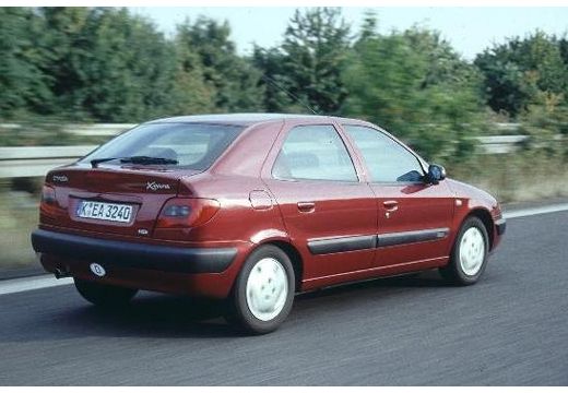 CITROEN Xsara I hatchback czerwony jasny tylny prawy