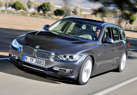 BMW Seria 3 kombi silver grey przedni lewy
