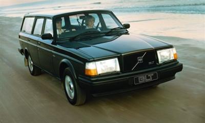 VOLVO 240