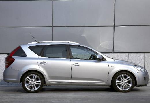 KIA Ceed Sporty Wagon I kombi silver grey boczny prawy