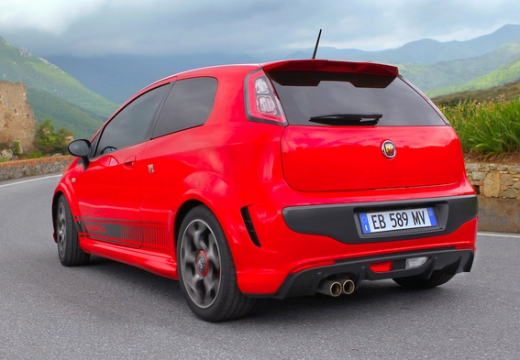 FIAT Punto Evo hatchback czerwony jasny tylny lewy