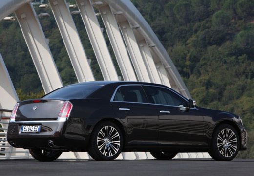 LANCIA Thema III sedan brązowy tylny prawy