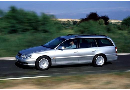 OPEL Omega B II kombi silver grey przedni lewy
