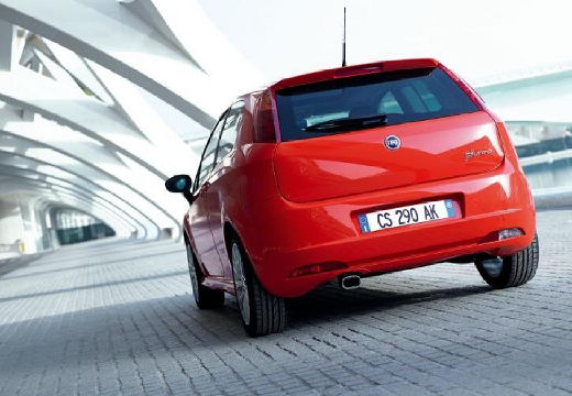 FIAT Punto Grande hatchback czerwony jasny tylny lewy