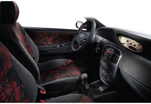 LANCIA Y I hatchback wnętrze