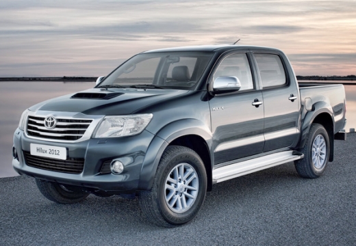 Toyota Hilux 3.0 D-4D PowerBoost Invincible aut Pickup V 201KM (diesel)