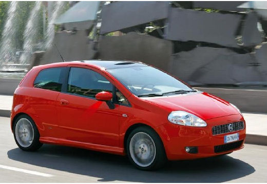FIAT Punto Grande hatchback czerwony jasny przedni prawy